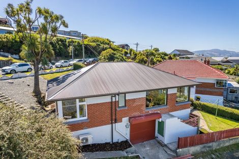 Photo of property in 19 Seaview Terrace, Kew, Dunedin, 9012