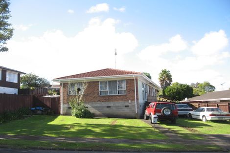 Photo of property in 32 Rotoiti Avenue, Pakuranga Heights, Auckland, 2010