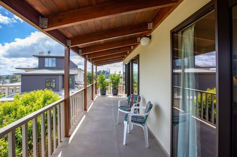 Photo of property in 135a Lake Crescent, Hamilton Lake, Hamilton, 3204