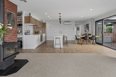 Photo of property in 110 Waikite Road, Welcome Bay, Tauranga, 3175