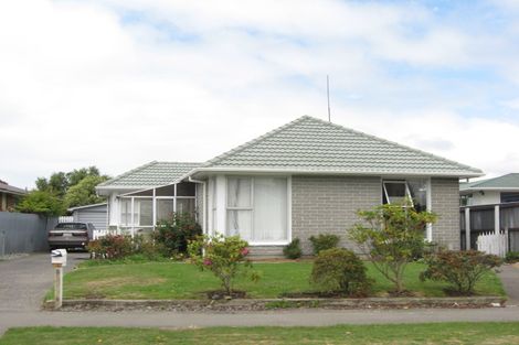 Photo of property in 51 Arran Crescent, Woolston, Christchurch, 8062
