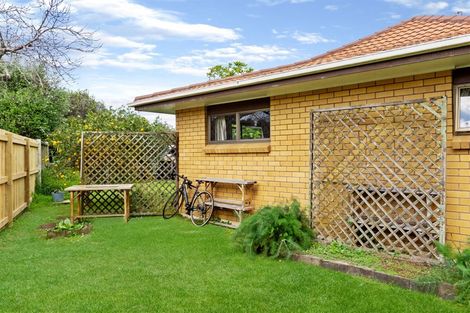 Photo of property in 1/5 Colleen Norma Place, Half Moon Bay, Auckland, 2012