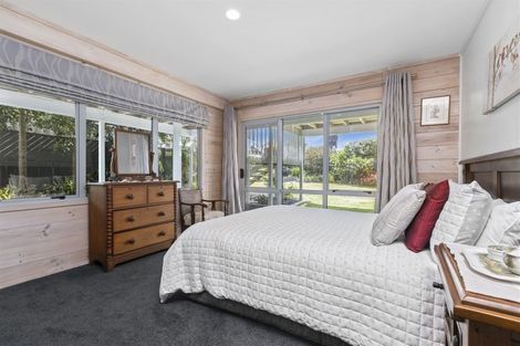 Photo of property in 145 Karewa Parade, Papamoa Beach, Papamoa, 3118