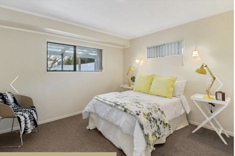 Photo of property in 81 St Annes Crescent, Wattle Downs, Auckland, 2103
