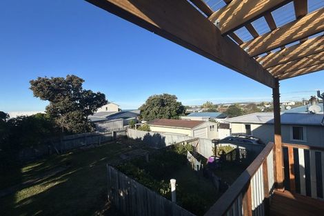 Photo of property in 17 Shrimpton Road, Haumoana, 4102