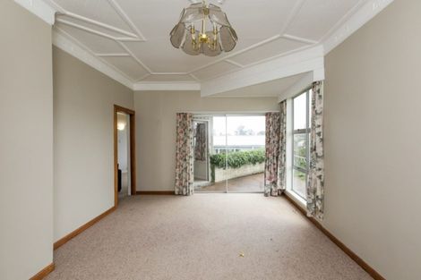 Photo of property in 76 Te Mata Road, Havelock North, 4130