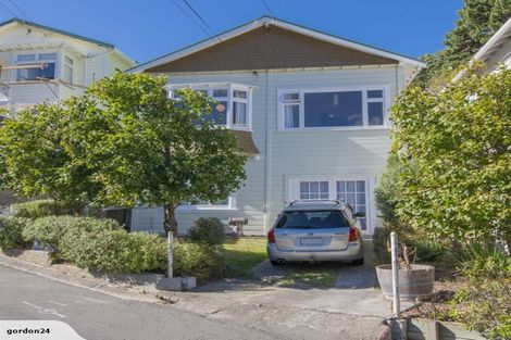 Photo of property in 46 Jackson Street, Island Bay, Wellington, 6023