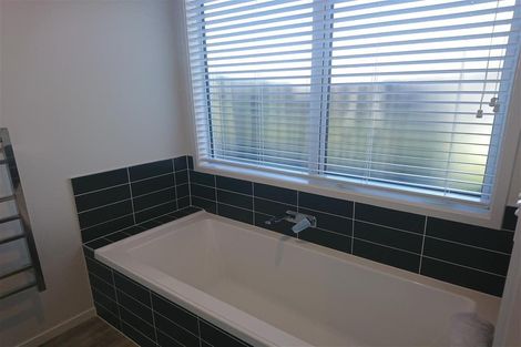 Photo of property in 71 Rata Street, Wanaka, 9305