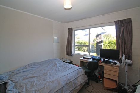 Photo of property in 12 Warren Place, Frankleigh Park, New Plymouth, 4310