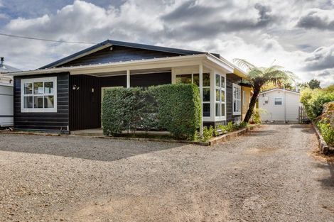 Photo of property in 24 Tararua Street, Pahiatua, 4910