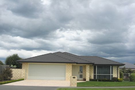 Photo of property in 32 Travis Country Drive, Burwood, Christchurch, 8083