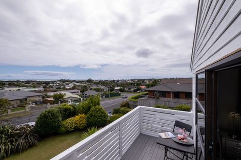 Photo of property in 142 Parklands Avenue, Bell Block, New Plymouth, 4312