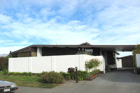 Photo of property in 4 Gloaming Place, Sockburn, Christchurch, 8042