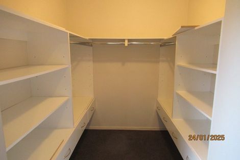 Photo of property in 4313a Great North Road, Glendene, Auckland, 0602