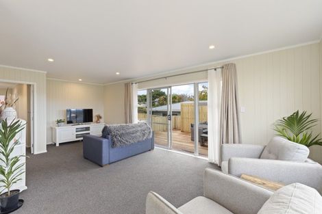 Photo of property in 8 Newlyn Place, Welbourn, New Plymouth, 4312