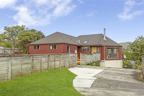 Photo of property in 5 The Haven, Whitby, Porirua, 5024