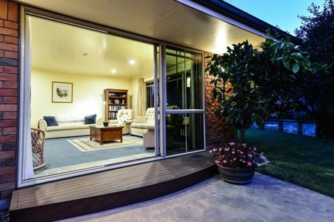 Photo of property in 15 Chatswood Place, Rototuna, Hamilton, 3210