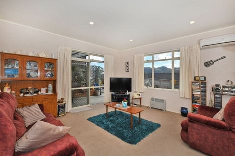 Photo of property in 5 Daviot Place, Te Kamo, Whangarei, 0112