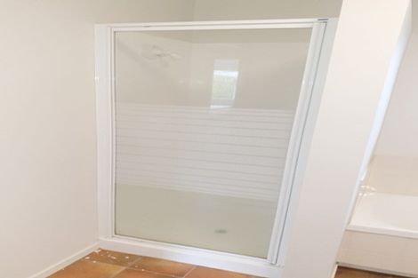 Photo of property in 3/89 Nile Road, Milford, Auckland, 0620