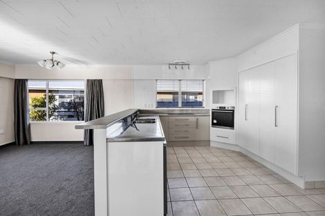 Photo of property in 25 Victoria Street, Hawera, 4610