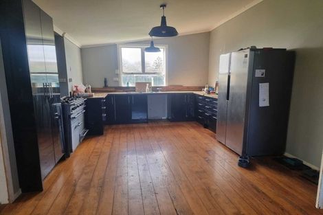 Photo of property in 28 Denby Road, Hawera, 4672