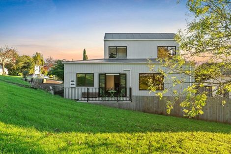 Photo of property in 1/29 Barberton Terrace, Red Hill, Papakura, 2110