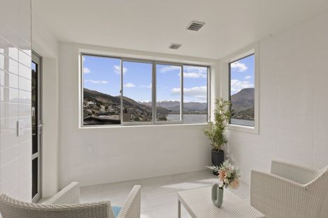 Photo of property in 75 Hensman Road, Queenstown, 9300