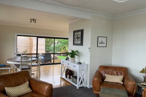 Photo of property in 94 Moana Crescent, Musselburgh, Dunedin, 9013
