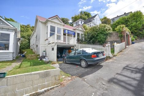 Photo of property in 120 Queen Street, North Dunedin, Dunedin, 9016