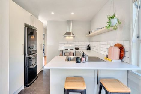 Photo of property in 48 Sylvan Crescent, Te Atatu South, Auckland, 0610