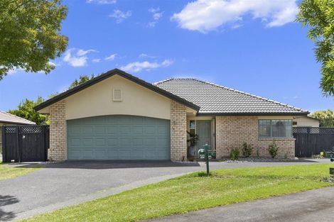 Photo of property in 11 Checkerberry Court, Henderson, Auckland, 0612