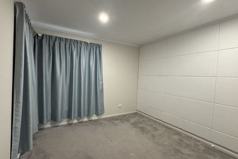 Photo of property in 14 Mountain Beech Rise, Albany, Auckland, 0632