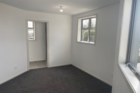 Photo of property in 8/270 Onewa Road, Birkenhead, Auckland, 0626