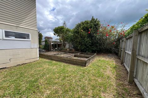 Photo of property in 1/97a Nile Road, Milford, Auckland, 0620