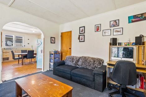 Photo of property in 16 Sunny Grove, Wainuiomata, Lower Hutt, 5014