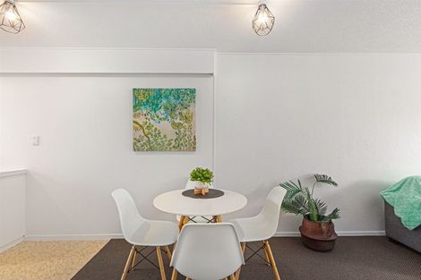 Photo of property in 9/31 Mana Avenue, Titahi Bay, Porirua, 5022