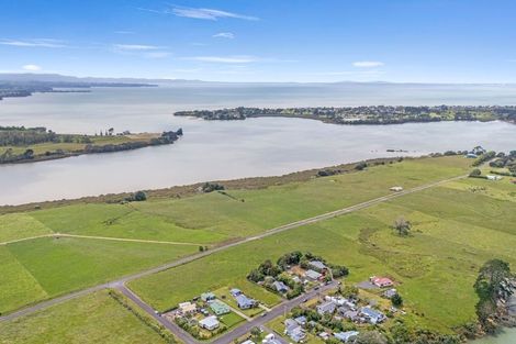 Photo of property in 21 Greenfield Road, Pollok, Waiuku, 2684