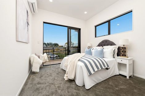 Photo of property in 26 Curtiss Circle, Hobsonville, 0618