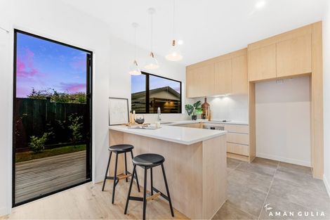 Photo of property in 5e Poto Street, Te Atatu South, Auckland, 0610