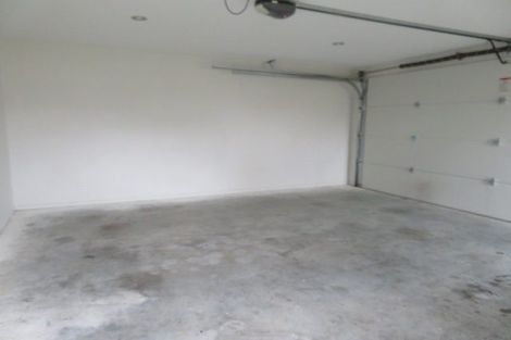 Photo of property in 70 Pencaitland Drive, Flat Bush, Auckland, 2019