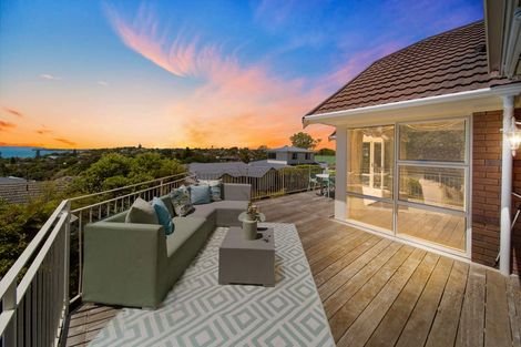 Photo of property in 2/40 Cook Street, Howick, Auckland, 2014