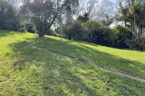Photo of property in 129 Tiroroa Avenue, Te Atatu South, Auckland, 0610
