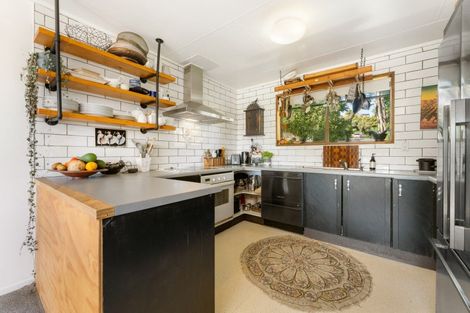 Photo of property in 223 Waitaha Road, Welcome Bay, Tauranga, 3112