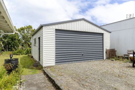 Photo of property in 53 Titania Street, Stratford, 4332