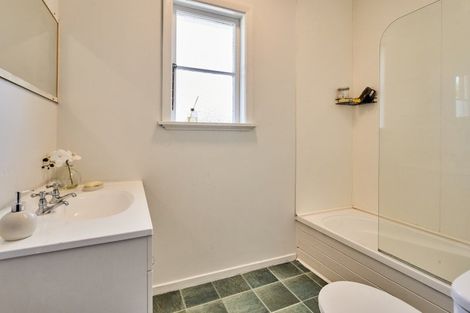 Photo of property in 55 Naenae Road, Naenae, Lower Hutt, 5011