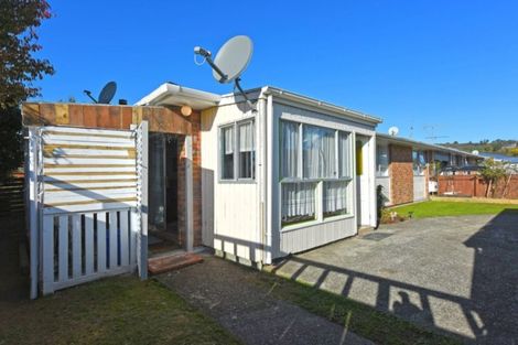 Photo of property in 2/29 Clouston Park Road, Clouston Park, Upper Hutt, 5018