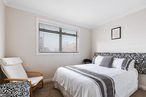 Photo of property in 8d Gane Place, Omokoroa, 3114