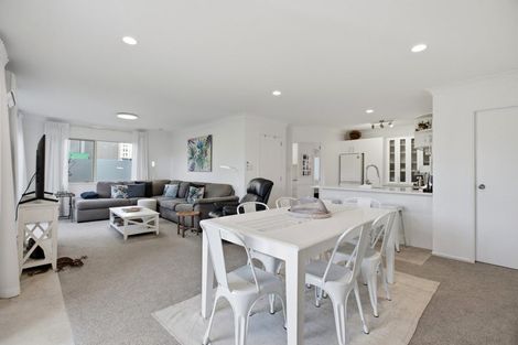 Photo of property in 1/111 Santa Monica Drive, Papamoa Beach, Papamoa, 3118