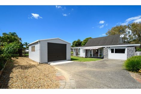 Photo of property in 369a Hobsonville Road, Hobsonville, Auckland, 0618