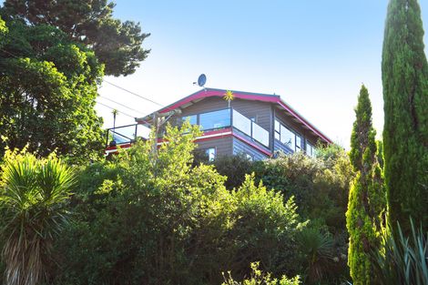 Photo of property in 3 Leigh Road, Leigh, 0985